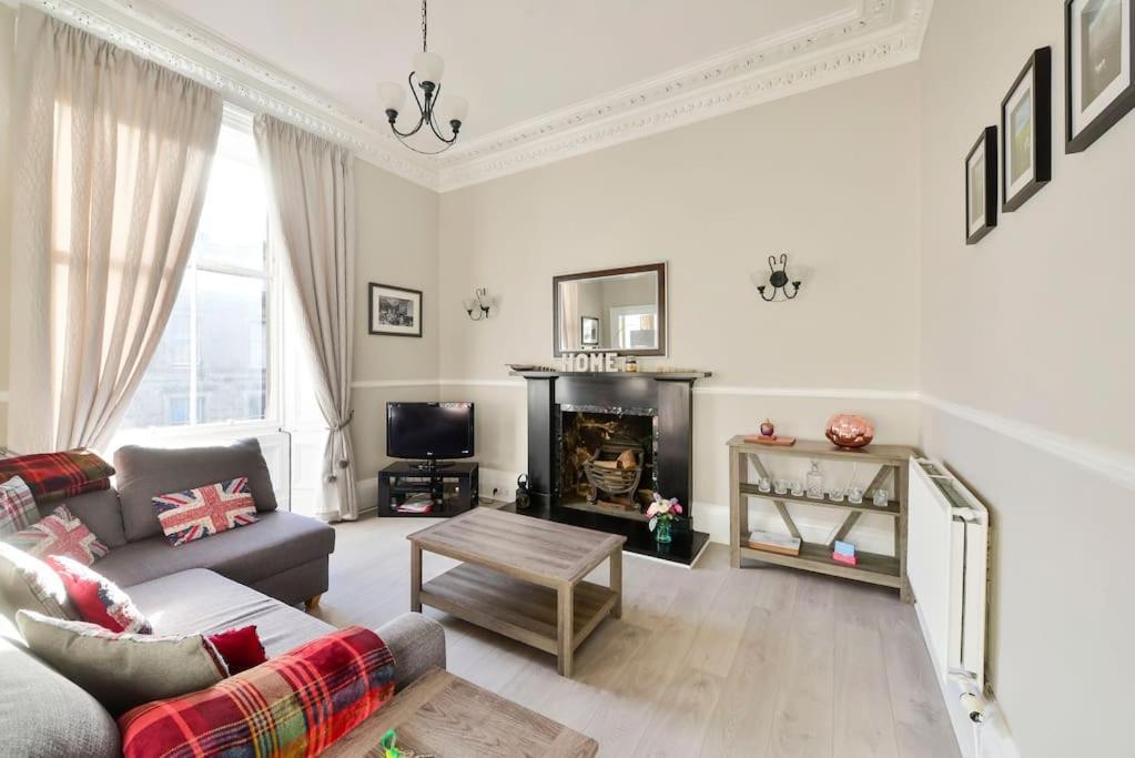 George IV Bridge - Superbly Located 3 Bedroom! Edinburgh Dış mekan fotoğraf