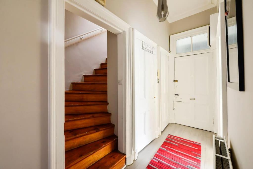 George IV Bridge - Superbly Located 3 Bedroom! Edinburgh Dış mekan fotoğraf